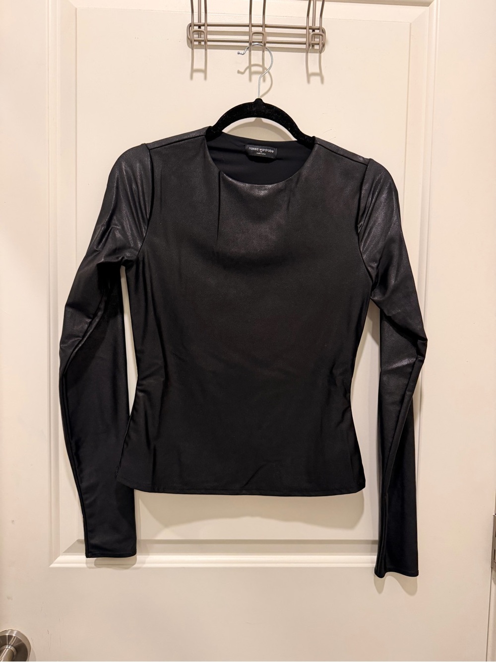 Naked Wardrobe Long Sleeve Top Size M Black
Faux Leather